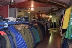1#3698 Cessione di azienda dedita alla vendita di abbigliamento sportivo