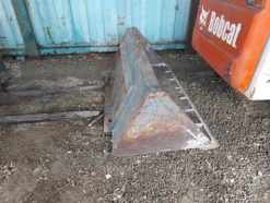 1#8009 Cessione di azienda dedita specializzata in impianti elettrici