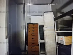 22#9389 Ceste bianche per alimenti e pedana in acciaio inox