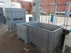 9#8011 Ceste portabiancheria e materiale tessile
