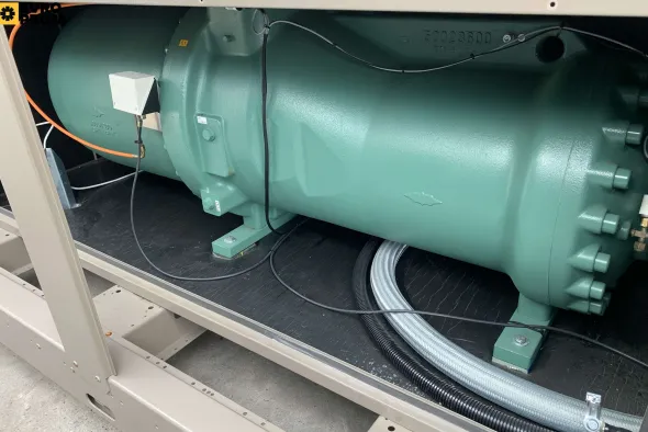 Chiller York 535 kW | R1234ze | EC-fans | 2024 | Nuovo