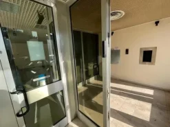 #15114 Cinque locali per ex istituto di credito