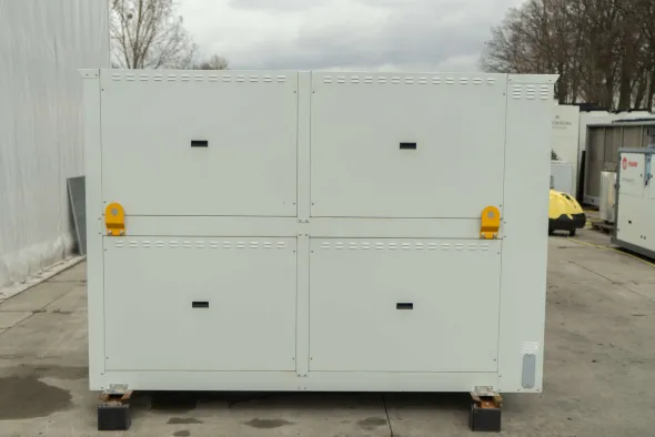 Climaveneta water cooled chiller | 396/439 kW | Nuovo