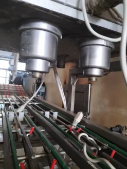 Colatrice automatica per impasto bi-colore