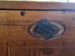 49#9481 Comodini in legno e tavolo