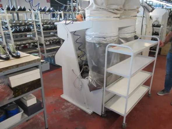1#5971 Compendio beni mobili per produzione di calzature