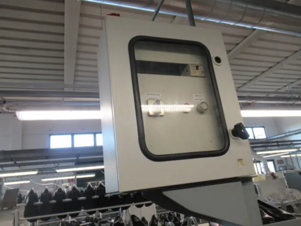 1#5971 Compendio beni mobili per produzione di calzature