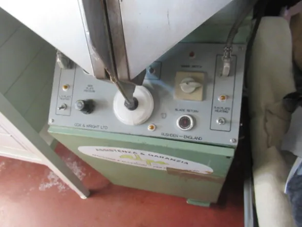 1#5971 Compendio beni mobili per produzione di calzature