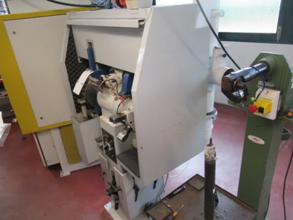 1#5971 Compendio beni mobili per produzione di calzature