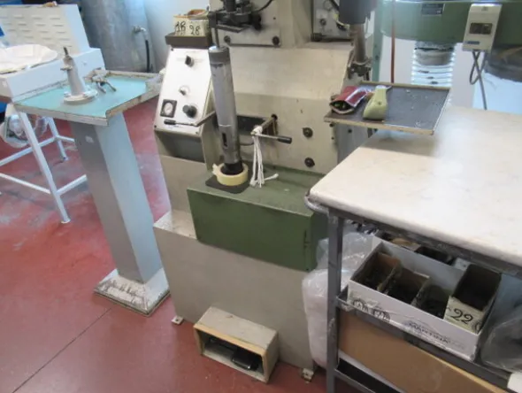 1#5971 Compendio beni mobili per produzione di calzature