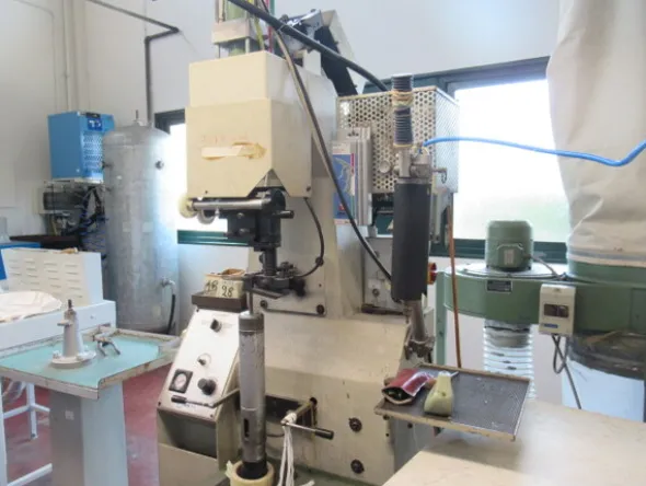 1#5971 Compendio beni mobili per produzione di calzature