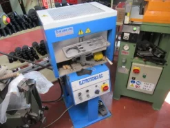 1#5971 Compendio beni mobili per produzione di calzature