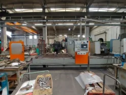 1#8496 Compendio mobiliare per produzione elementi radianti
