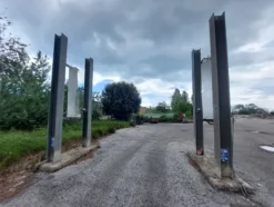 1#8496 Compendio mobiliare per produzione elementi radianti