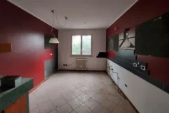 #14776 Complesso artigianale con casa custode