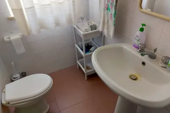 #19449 Complesso artigianale con cortile e pertinenze