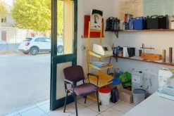 #20409 Complesso artigianale con cortile e pertinenze