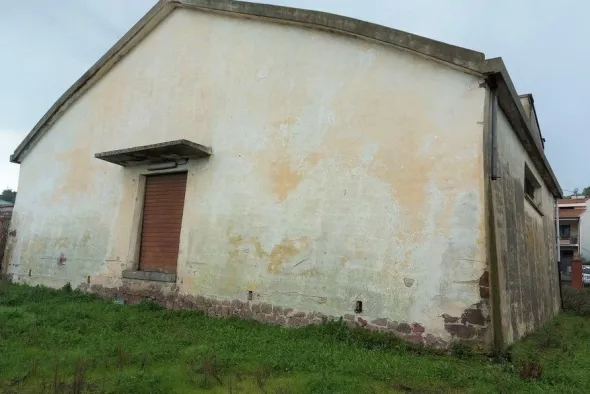 #19452 Complesso artigianale con cortile e pertinenze