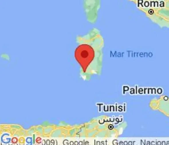 #21456 Complesso commerciale con cortile e pertinenze