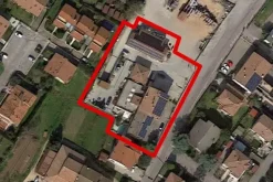 #11761 Complesso commerciale con garage e magazzini