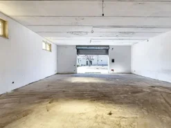 #22830 Complesso commerciale in posizione strategica
