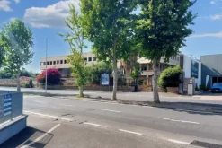 #21222 Complesso edilizio a destinazione commerciale