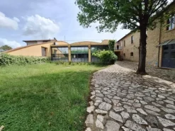 #23664 Complesso immobiliare a destinazione industriale, direzionale e commerciale