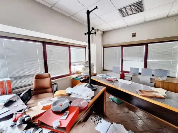 #22837 Complesso industriale