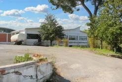 #20587 Complesso industriale con annessa abitazione