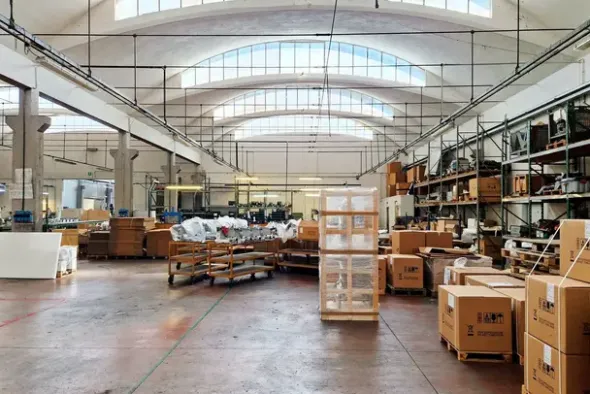 #20883 Complesso produttivo con capacità edificatoria residua