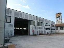 #14420 Complesso produttivo con terreno edificabile