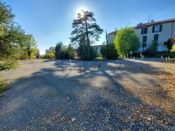 #22952 Complesso produttivo su terreno oggetto di riqualificazione urbanistica a destinazione residenziale