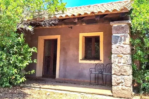 #2535007 Complesso ricettivo con piscina e maneggio