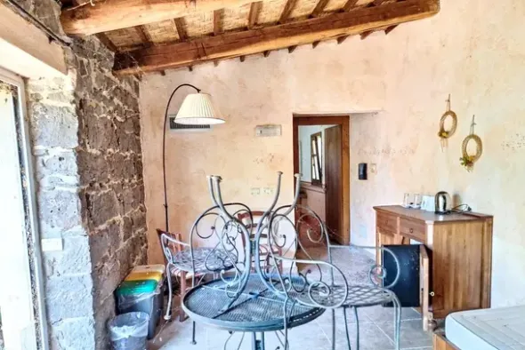 #2535007 Complesso ricettivo con piscina e maneggio