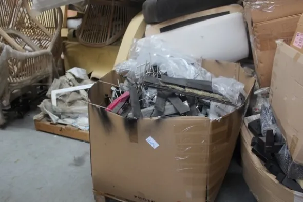 5#6512 Componenti tappezzeria e meccanismi elettrici