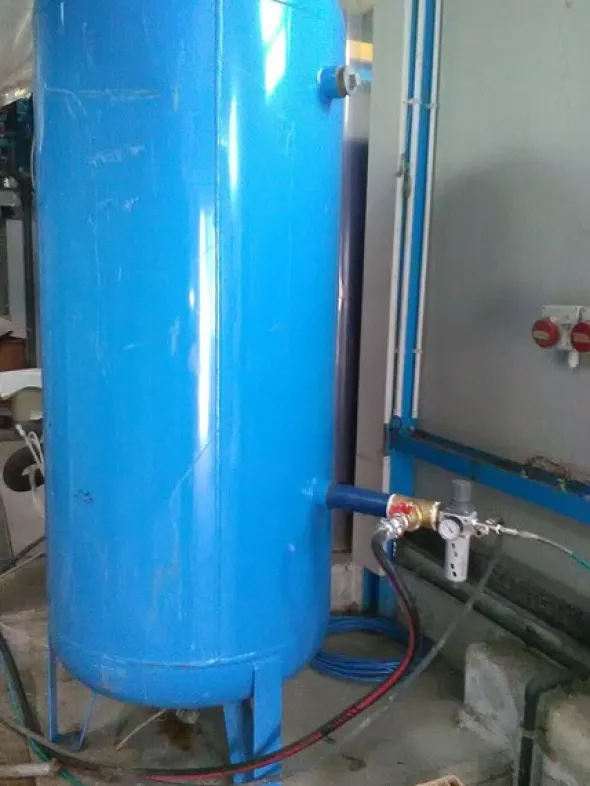 1#8372 Compressore elettrico 7000 Lt