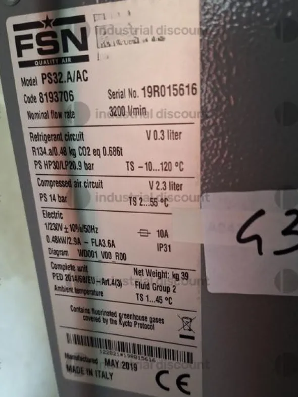 42#9818 Compressore Kaeser ed essiccatore FSN