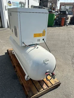Compressore silenziato Fiac motore da 5,5kw