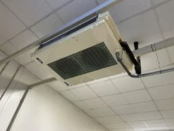 66#8671 condizionamento ambiente Lampade insetti e boiler elettrico