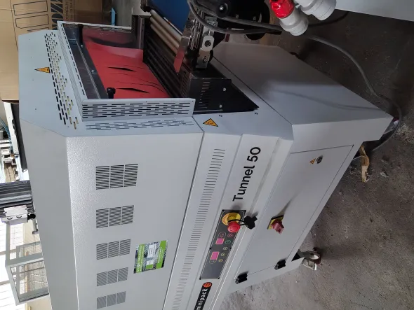 Confeszionatrice MINIPACK MODULAR 50 + TUNNEL 50