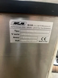 Confezionatrice e inscatolamento prodotti alimentari