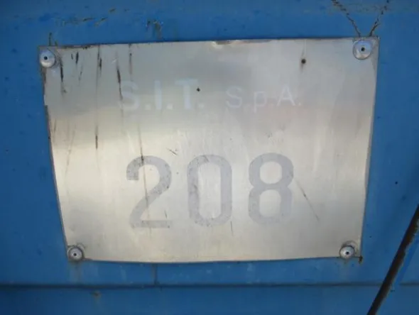 2100#3561 Container