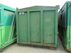2180#3561 Container a cielo aperto