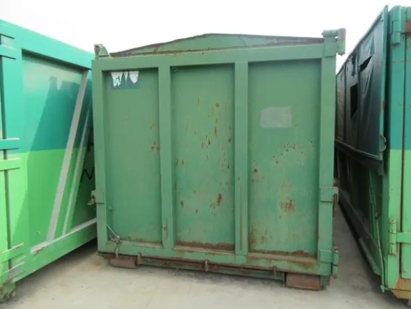 2180#3561 Container a cielo aperto