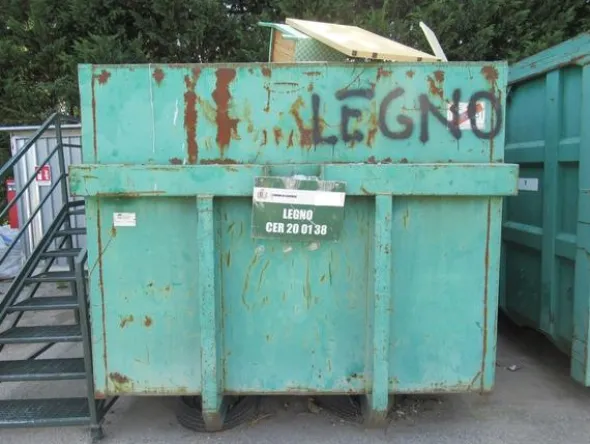 2059#3561 Container a cielo aperto Longo