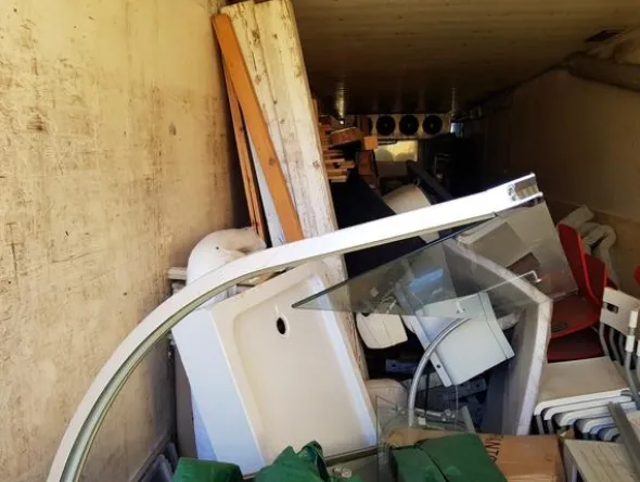 1#4125 Container con attrezzature