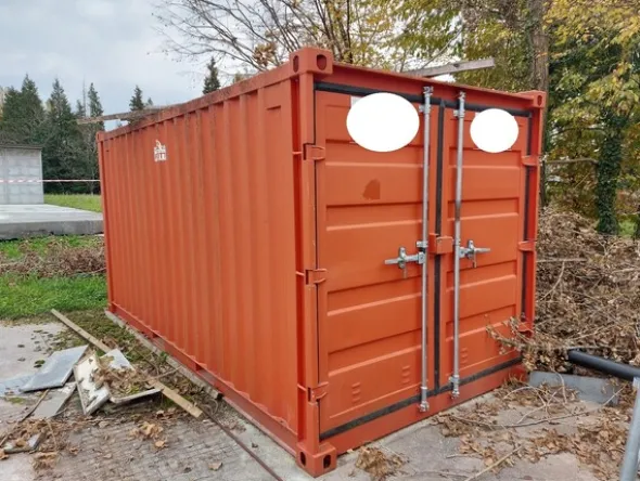 30#5641 Container ed attrezzatura edile