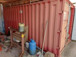 30#5641 Container ed attrezzatura edile