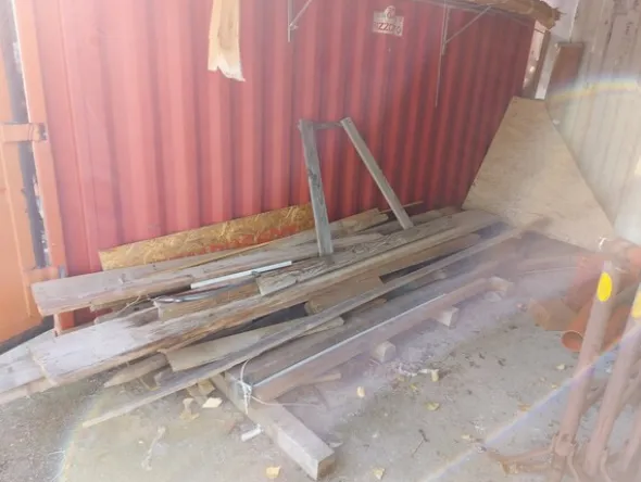 30#5641 Container ed attrezzatura edile