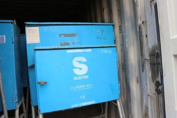 20209#4390 Container e quadri distribuzione